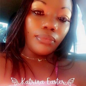 Meet your Posher, Katrina